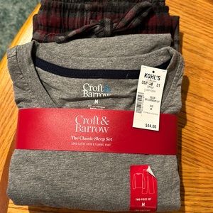 Croft & Barrow men’s sleep set. 2 piece size M. New in packaging. Pajamas